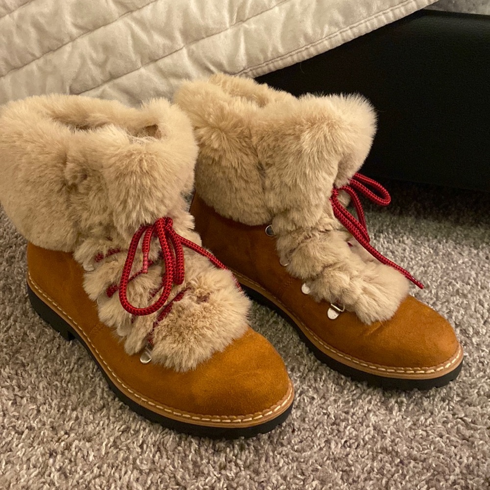 INC International Concepts boots